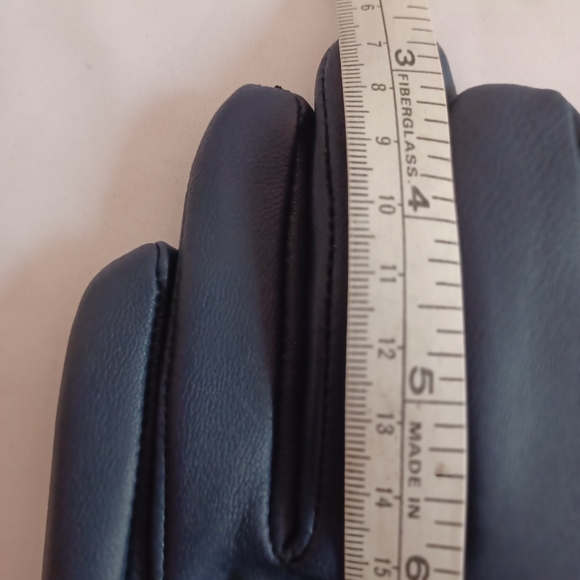 Touchscreen Gloves Leather Quilted Pattern Blue - Picture 5 of 6